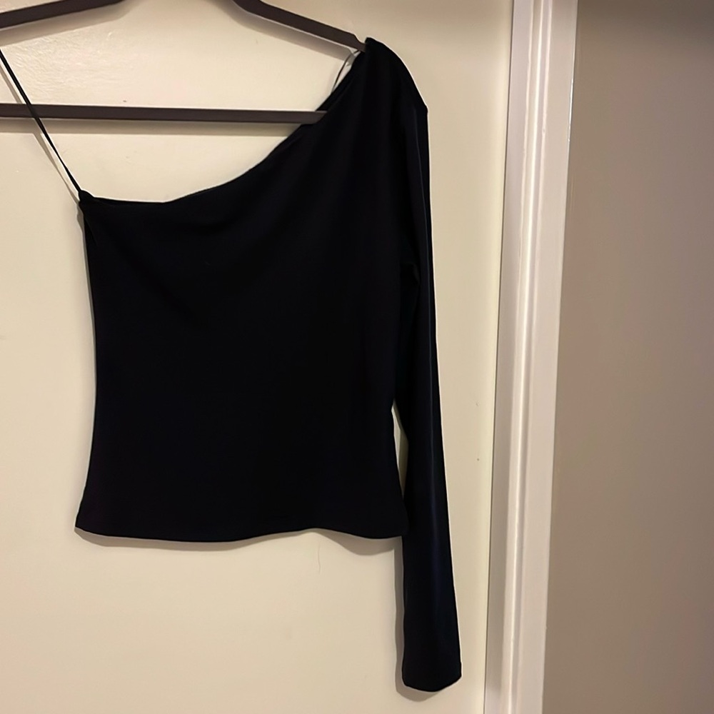 H&M One Shoulder Full Sleeve Top